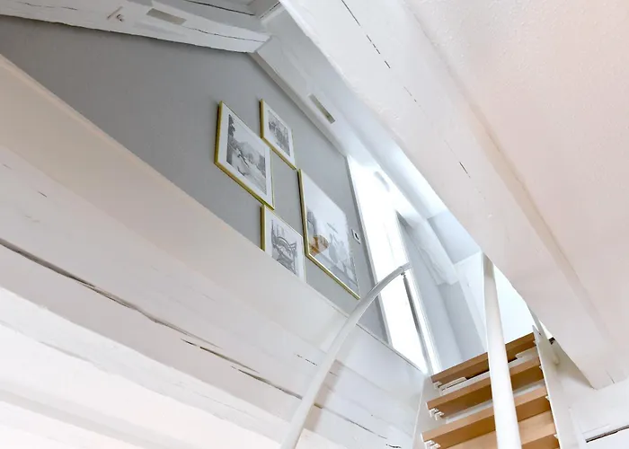 Romantique Fly Me To The Moon Colmar